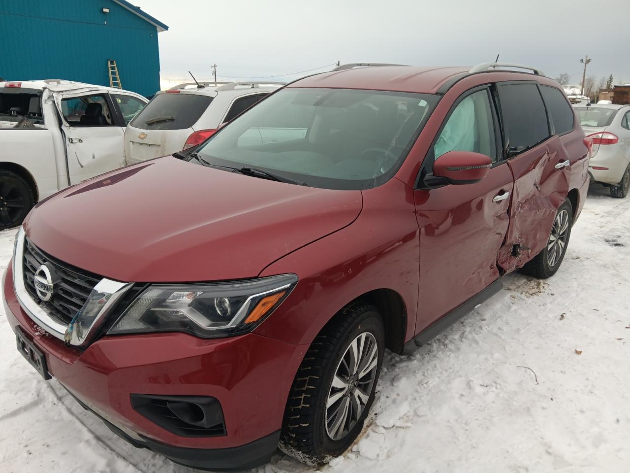 NISSAN PATHFINDER 2017
