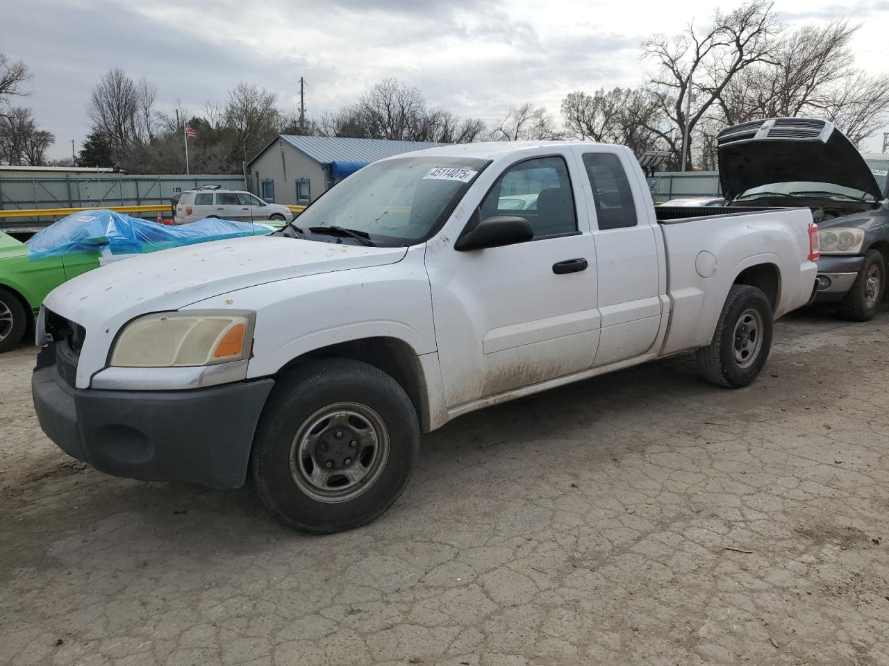 MITSUBISHI RAIDER LS 2006