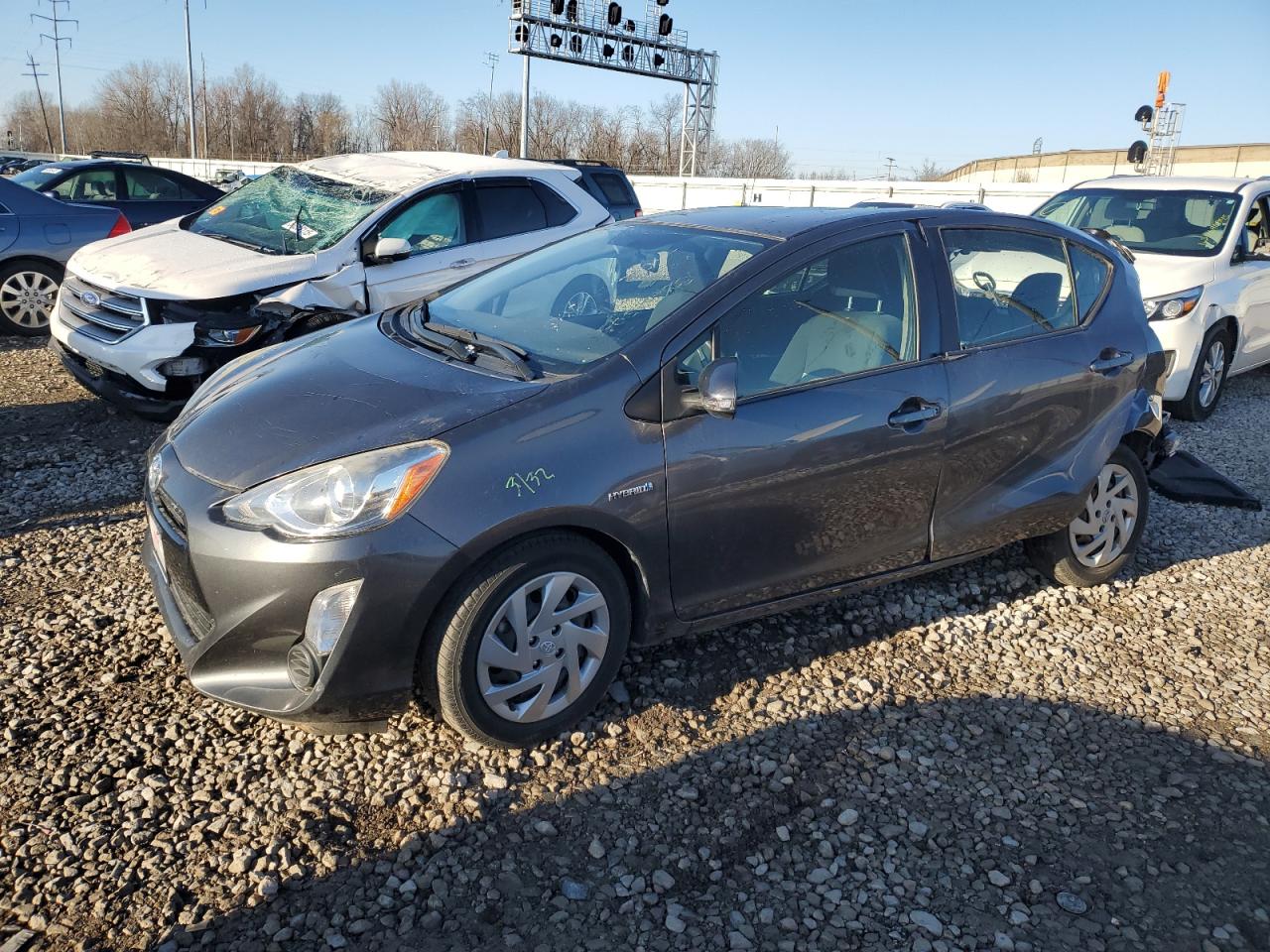 TOYOTA PRIUS C 2015