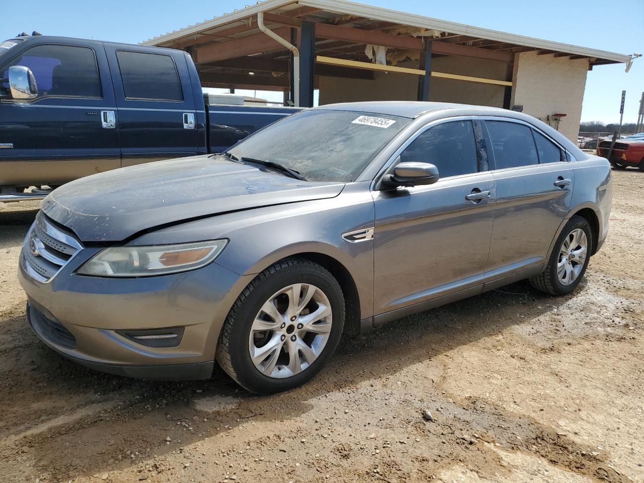 FORD TAURUS SEL 2011