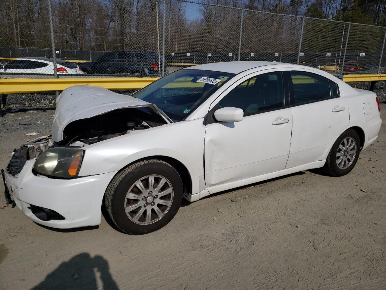 MITSUBISHI GALANT FE 2011