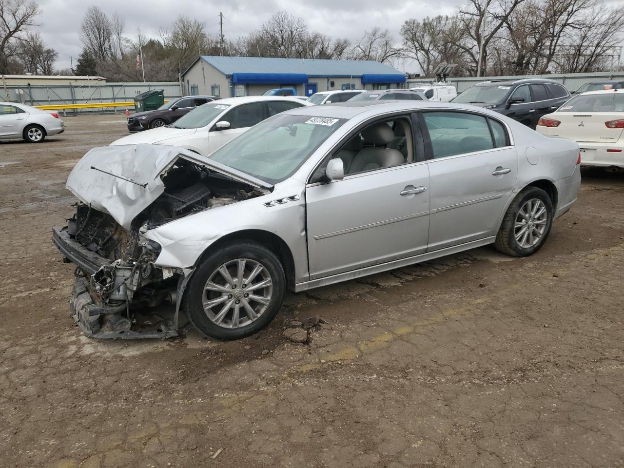 BUICK LUCERNE CX 2011