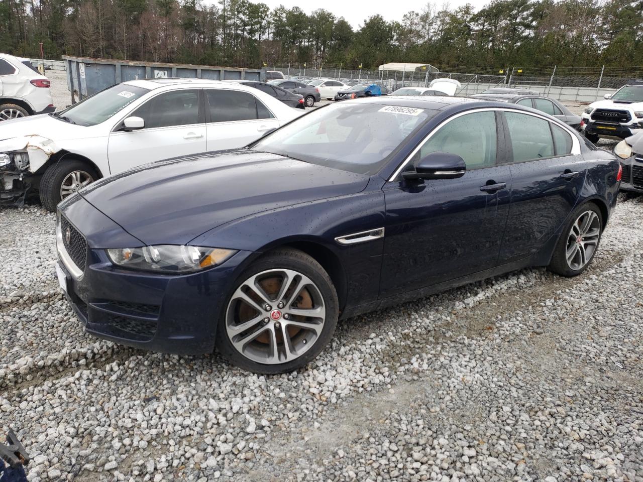 JAGUAR XE PREMIUM 2017