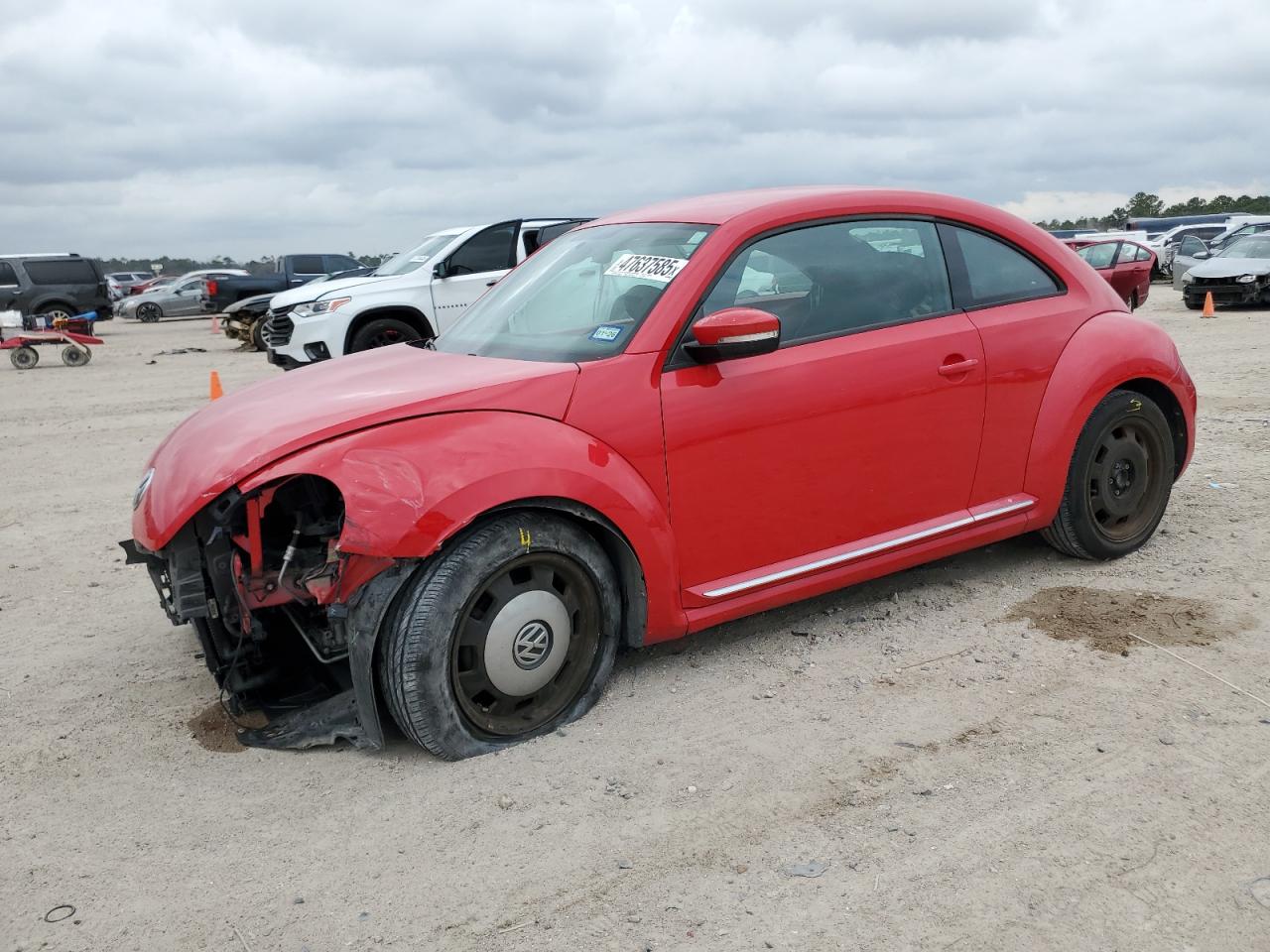 VOLKSWAGEN BEETLE 2014