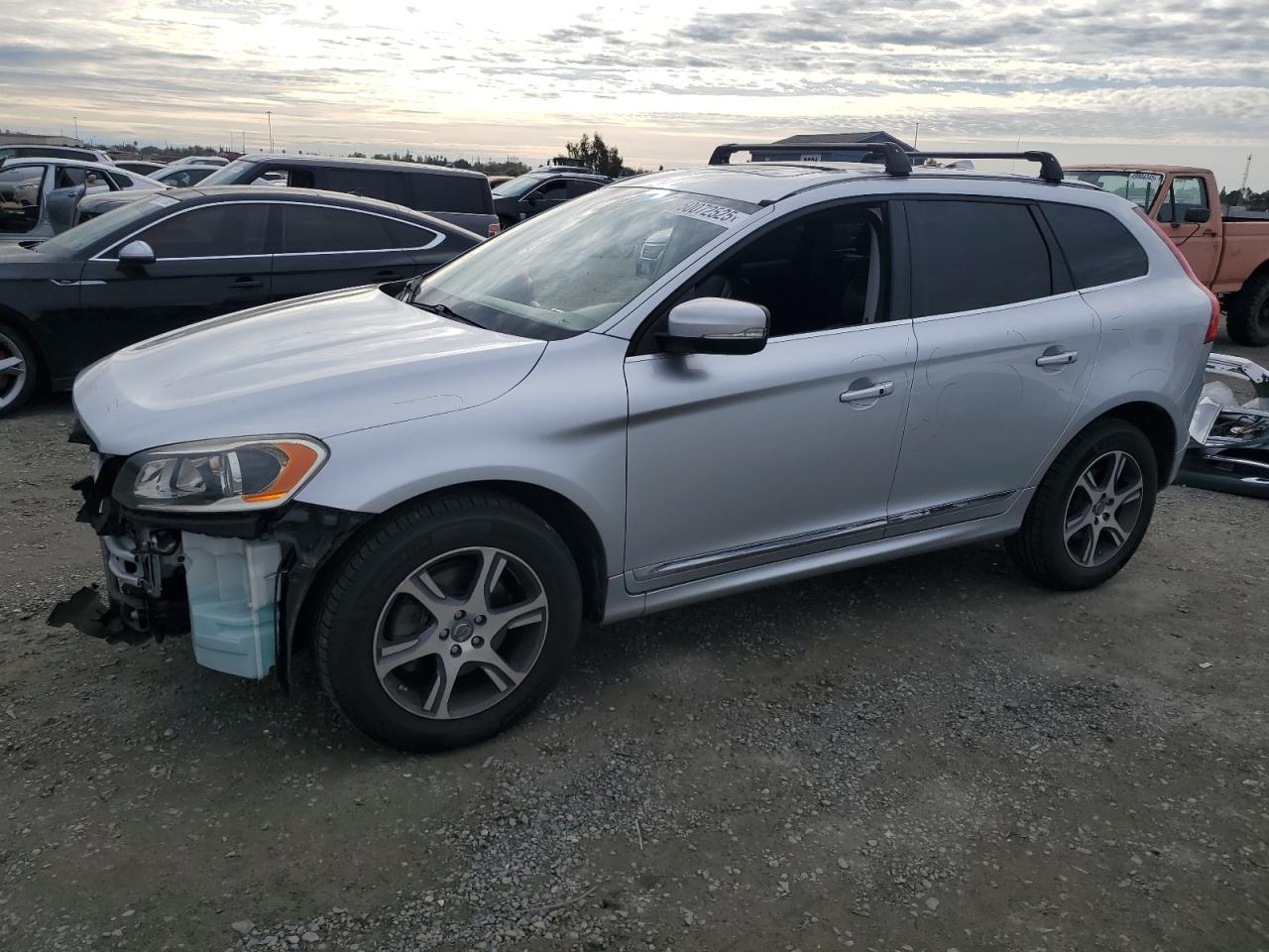 VOLVO XC60 T6 2014