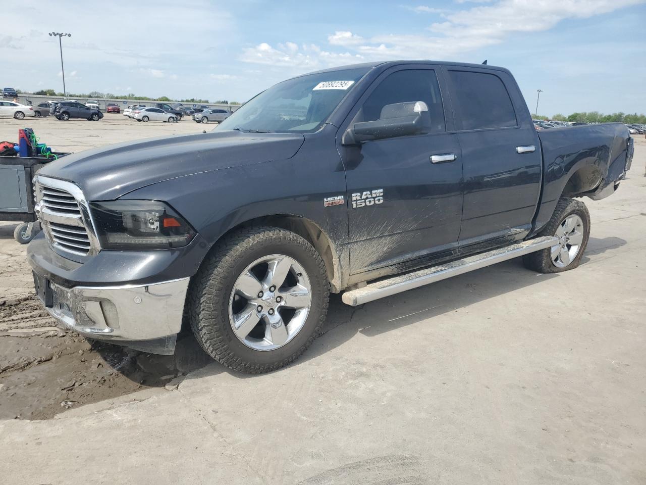 RAM 1500 SLT 2015