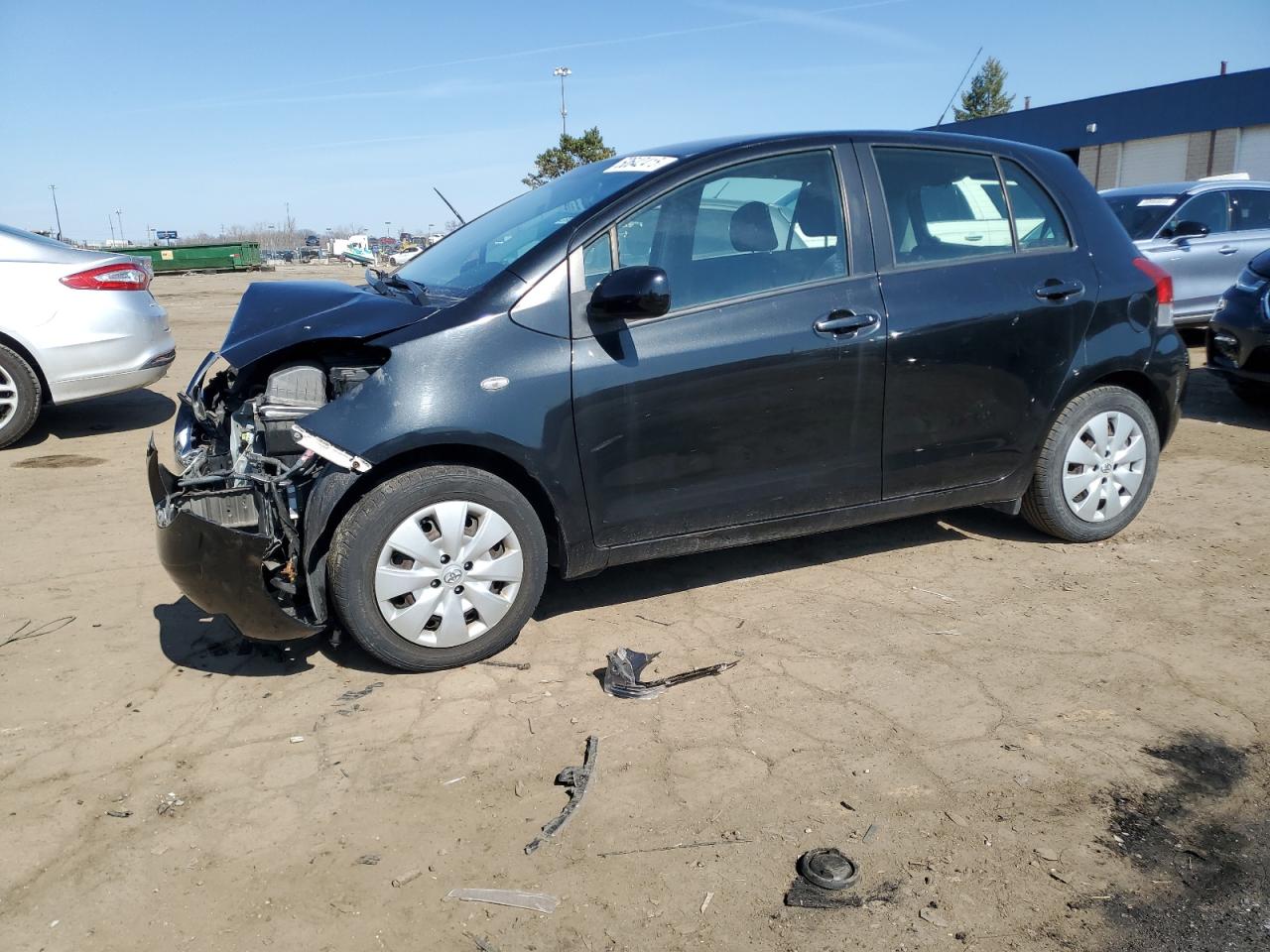 TOYOTA YARIS 2011