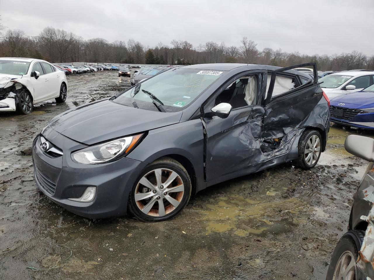 HYUNDAI ACCENT GLS 2013