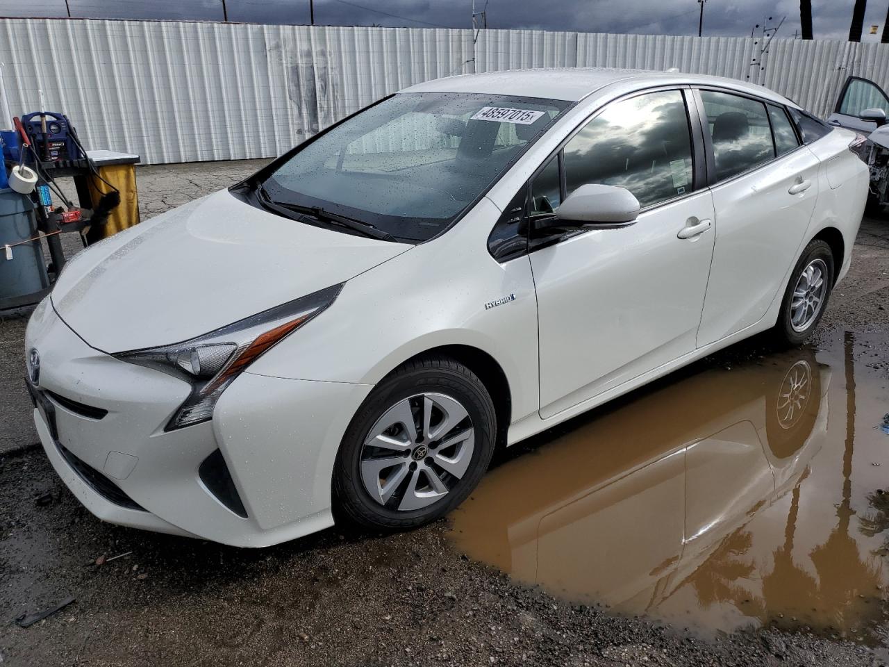TOYOTA PRIUS 2016