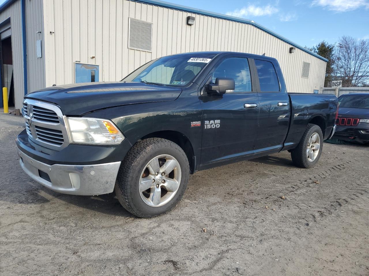 RAM 1500 SLT 2015