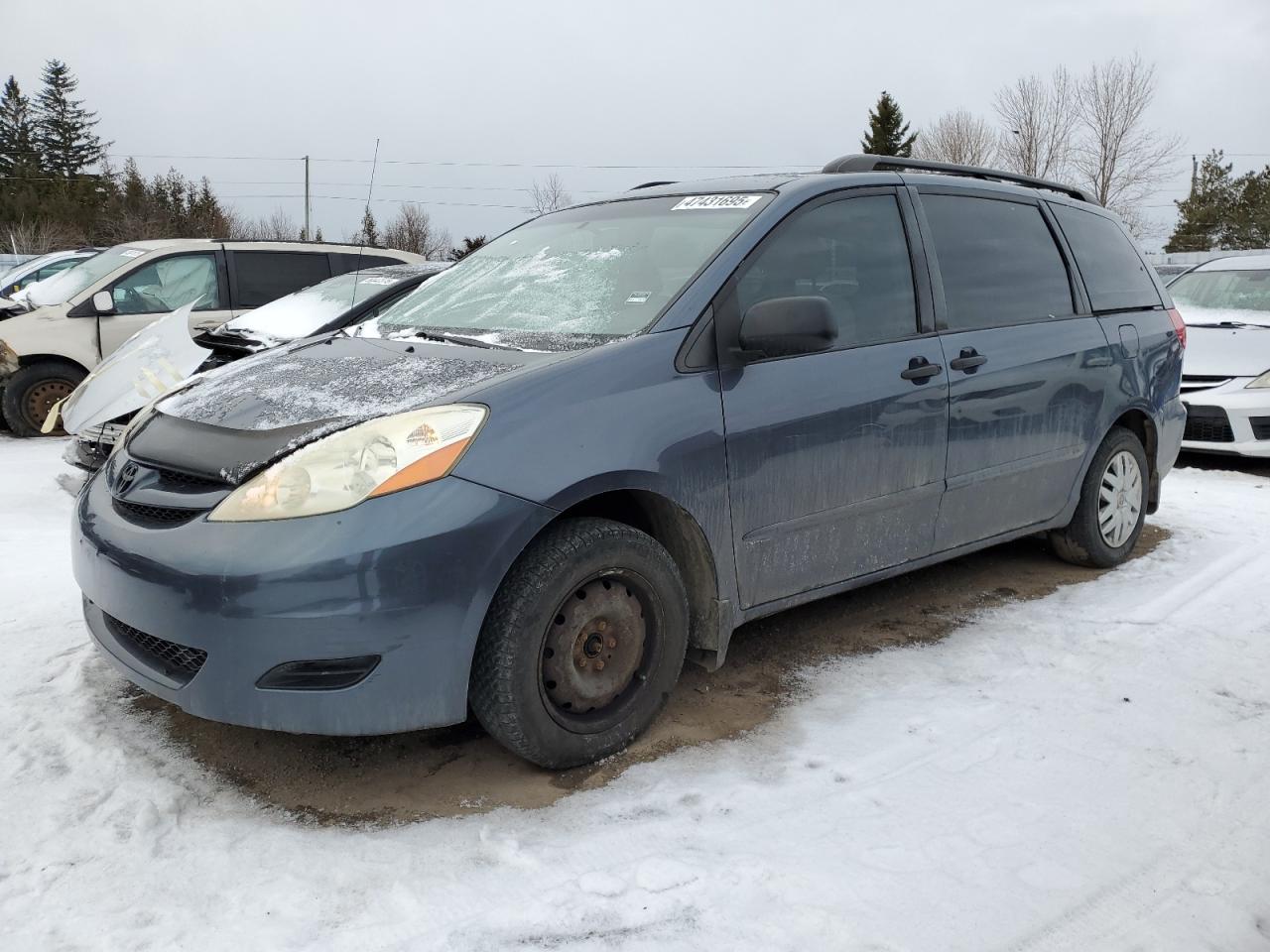 TOYOTA SIENNA CE 2006
