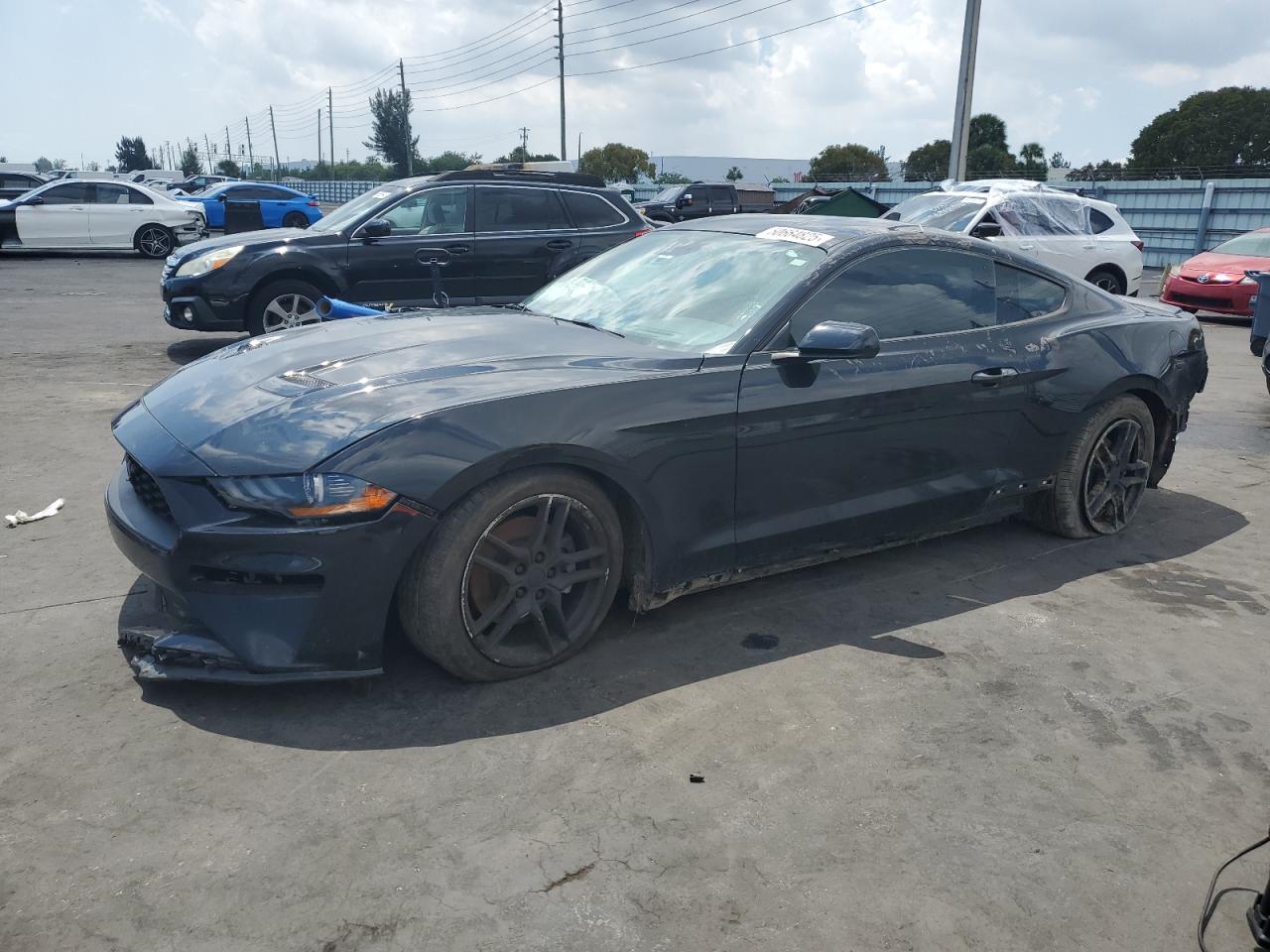 FORD MUSTANG 2020