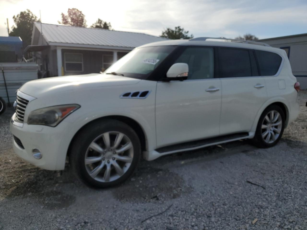 INFINITI QX56 2012