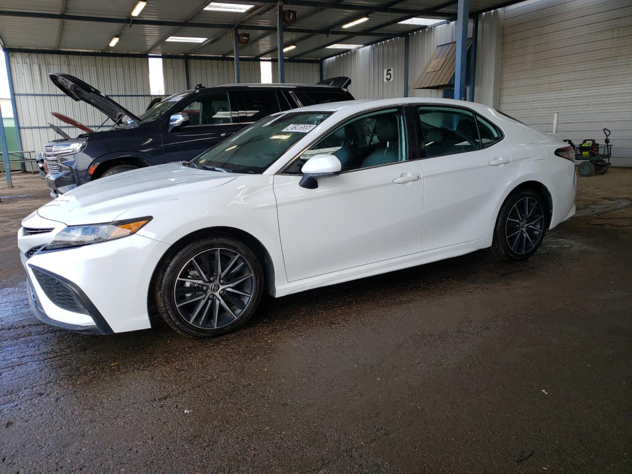TOYOTA CAMRY SE 2021
