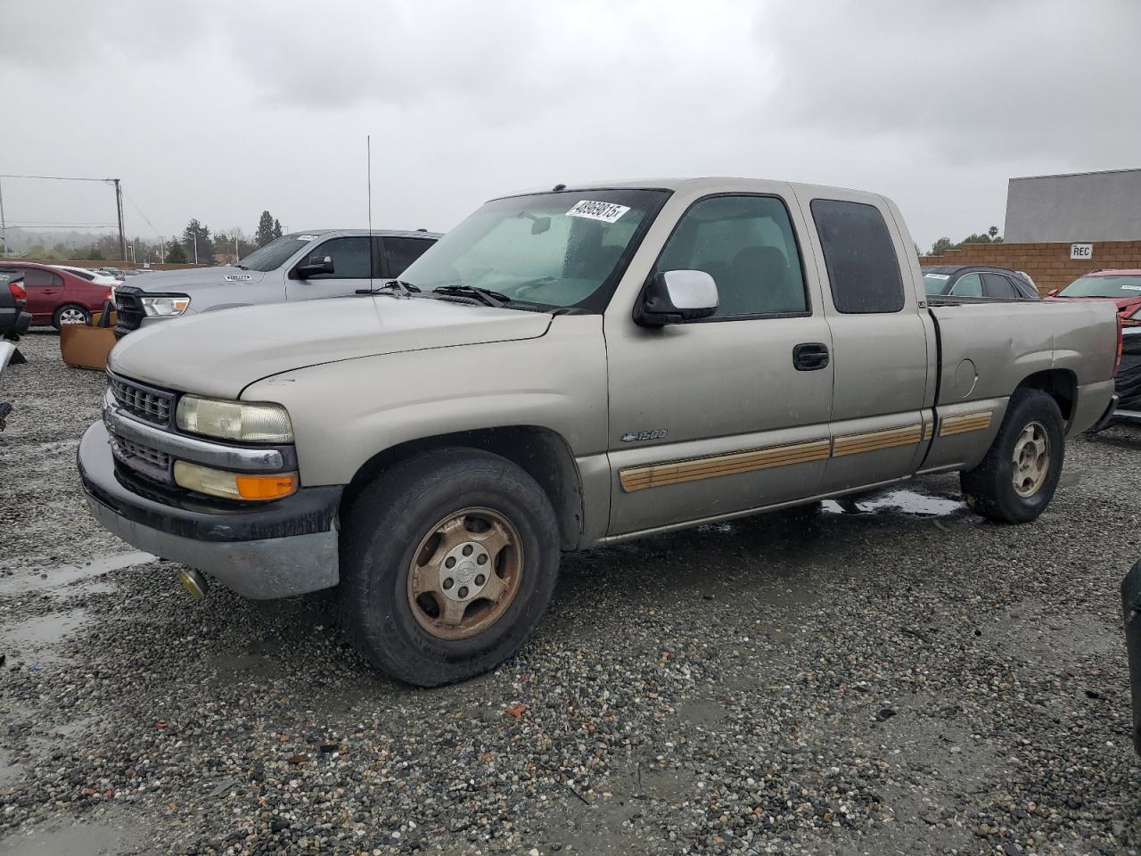 CHEVROLET SILVERADO 2001