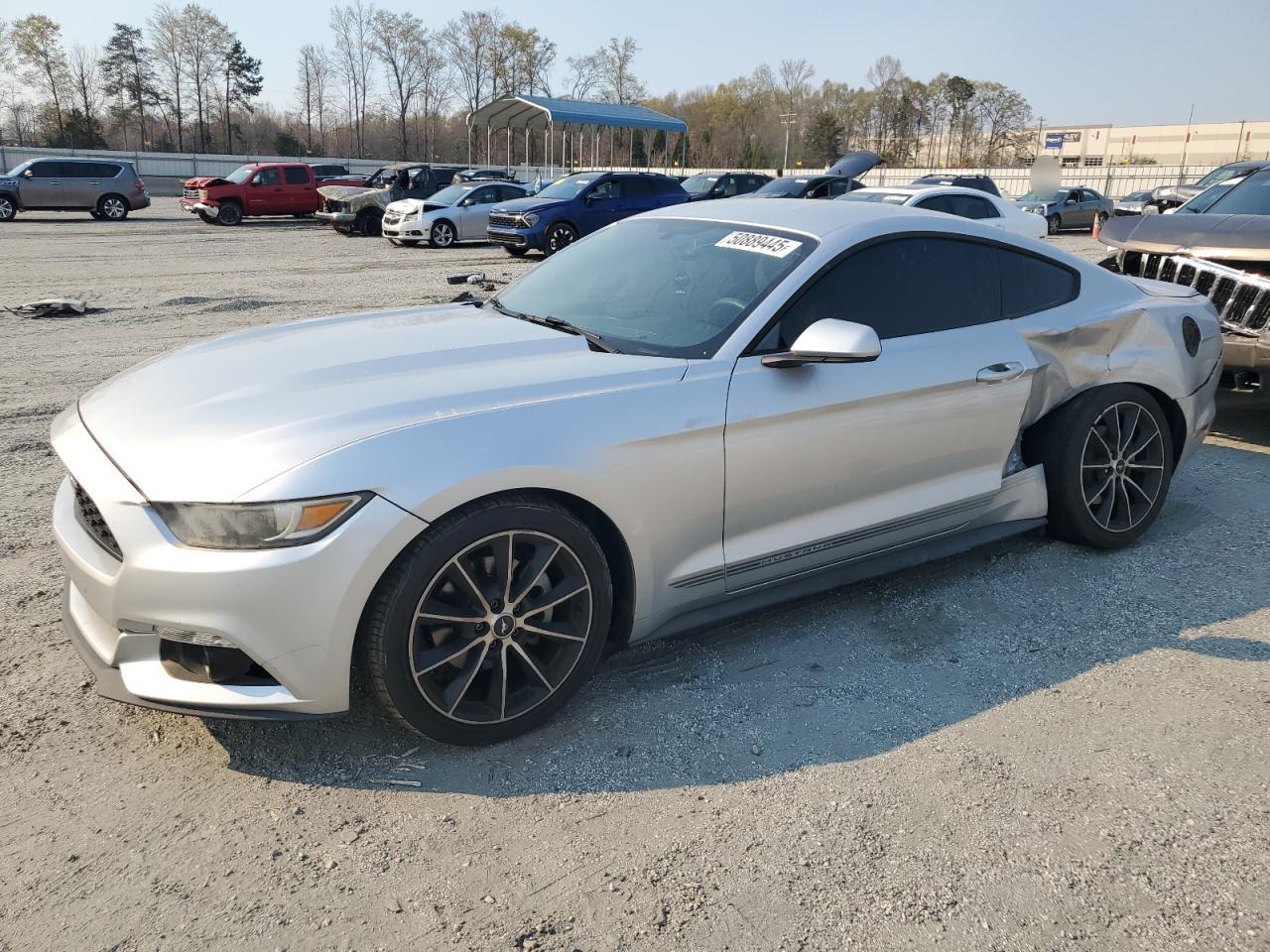 FORD MUSTANG 2015