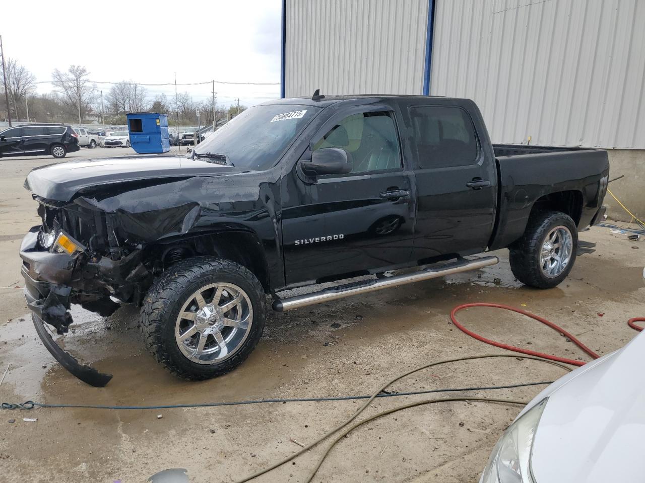 CHEVROLET 1500 2011