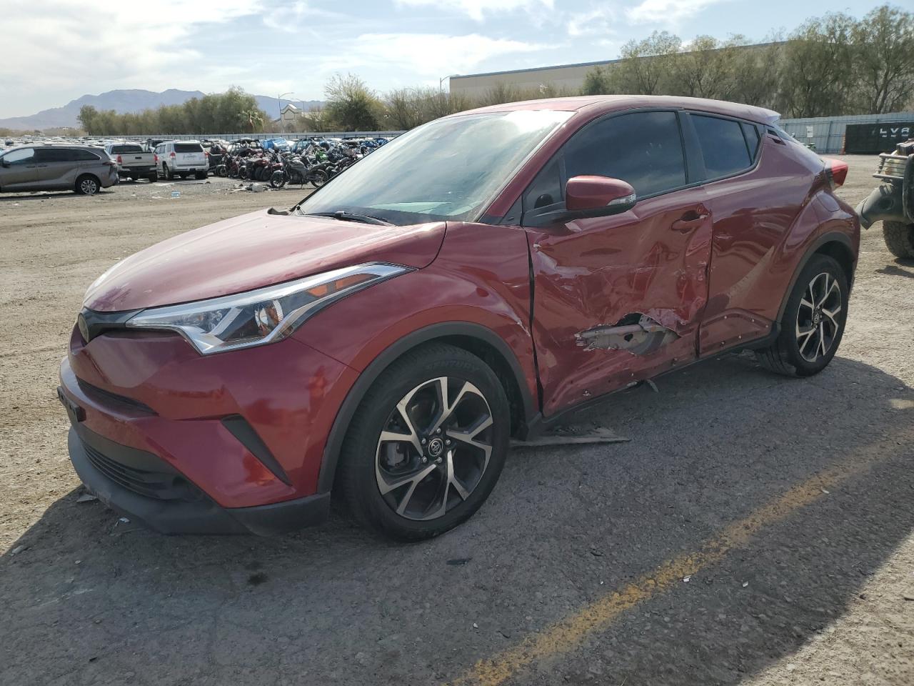 TOYOTA C-HR XLE 2019