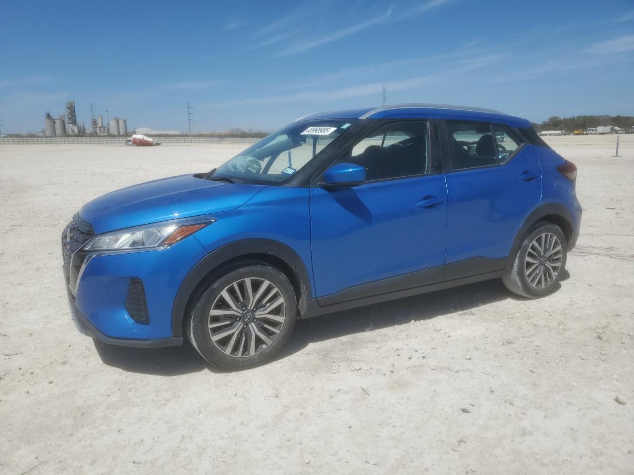NISSAN KICKS SV 2022