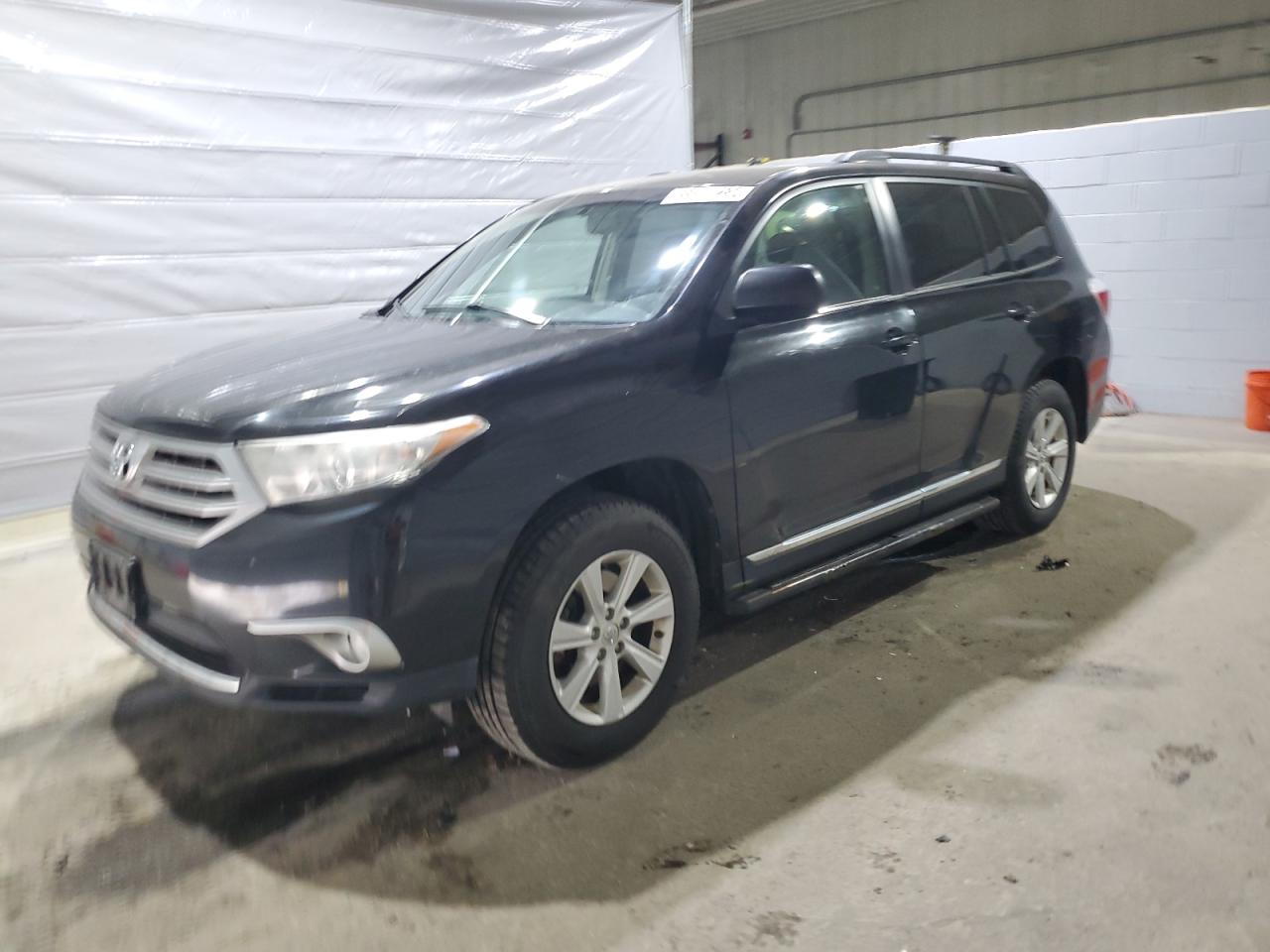 TOYOTA HIGHLANDER 2011