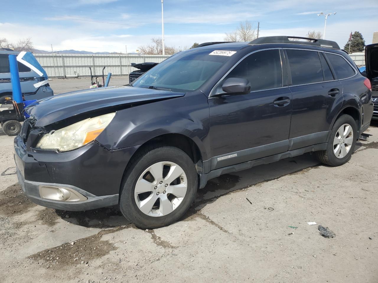 SUBARU OUTBACK 2. 2010
