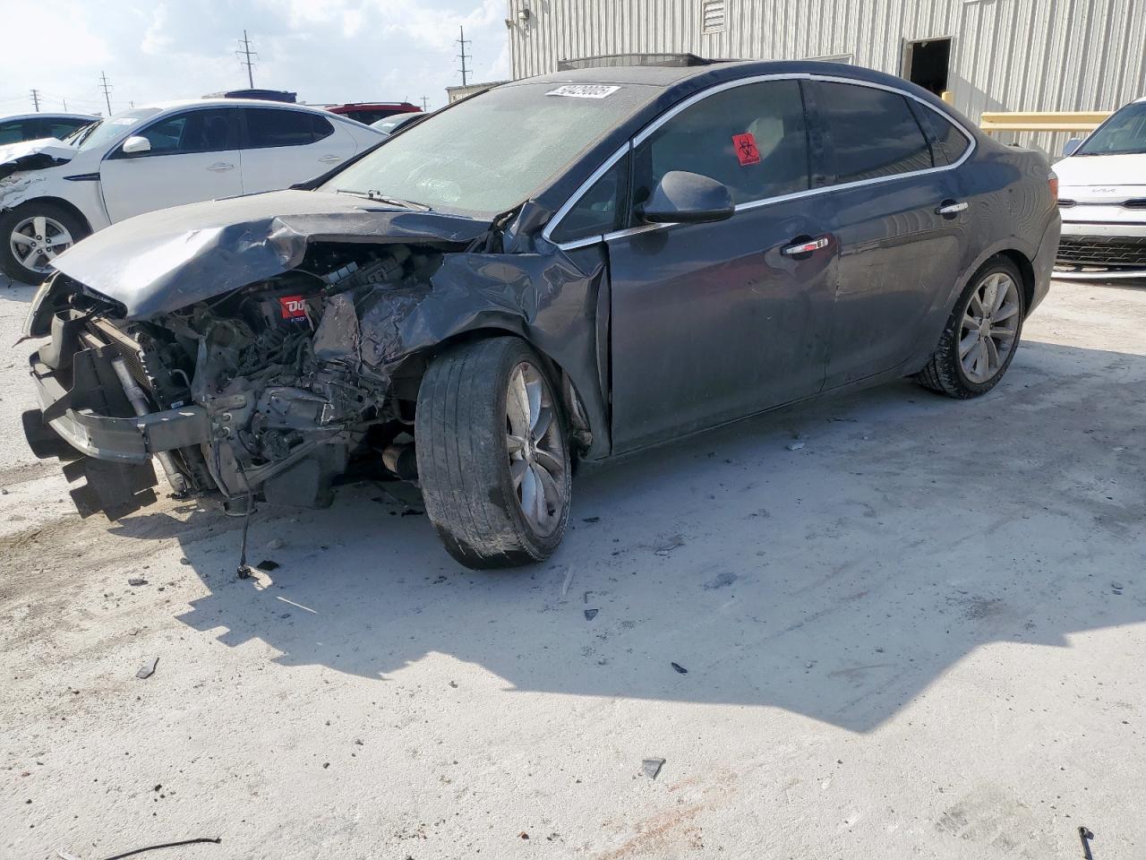 BUICK VERANO 2012