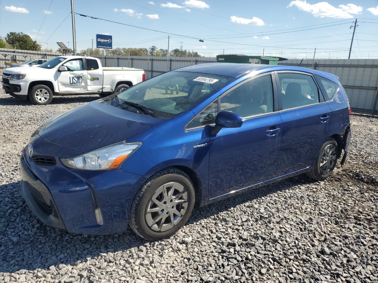TOYOTA PRIUS V 2015