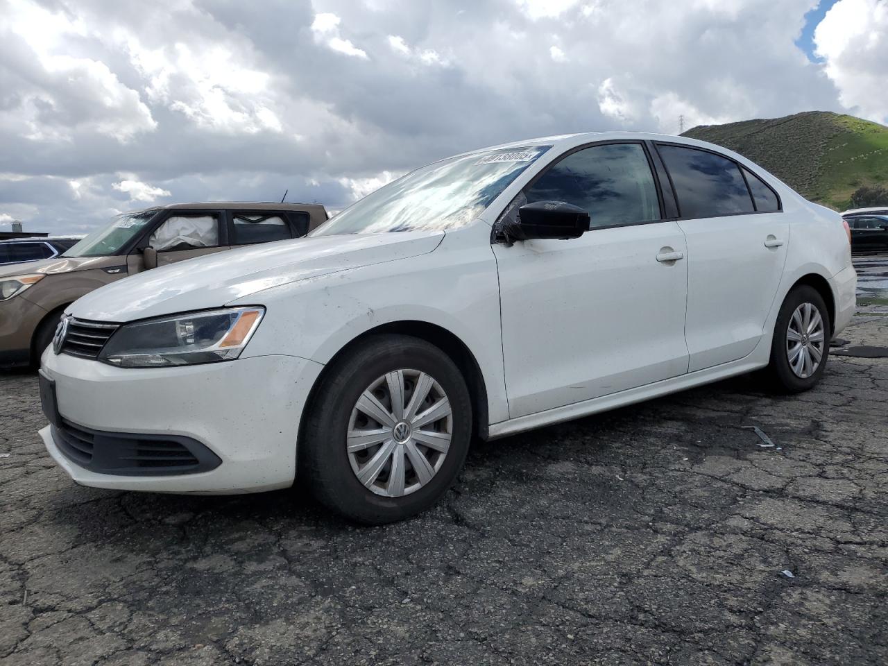 VOLKSWAGEN JETTA BASE 2014