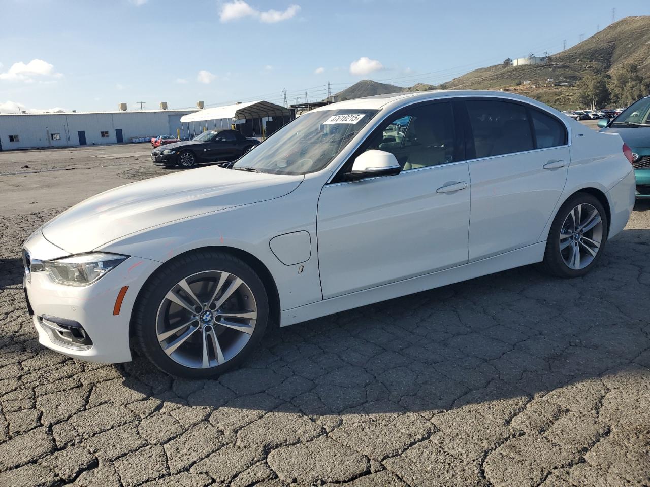 BMW 330E 2017
