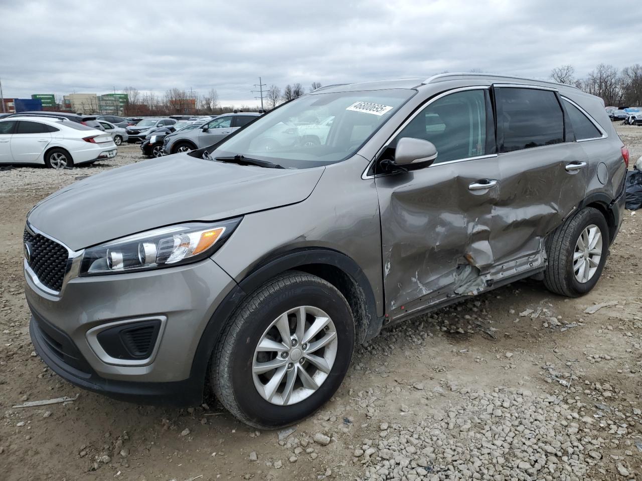 KIA SORENTO LX 2017