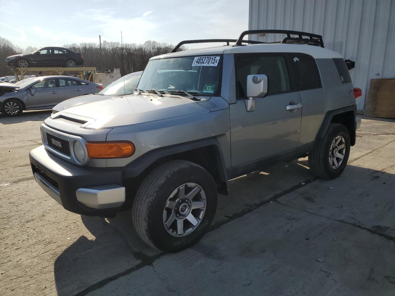 TOYOTA FJ CRUISER 2010