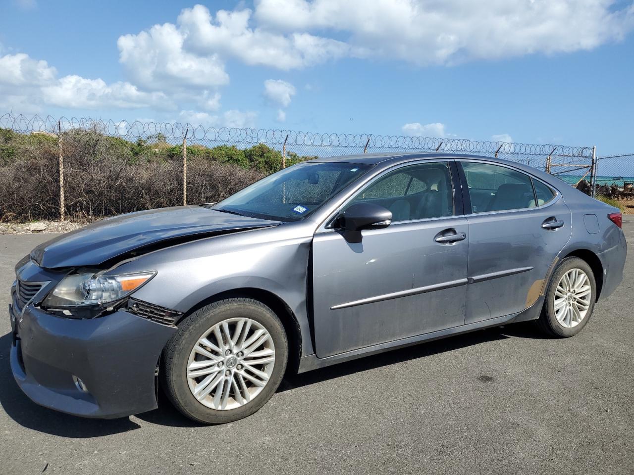 LEXUS ES 2013