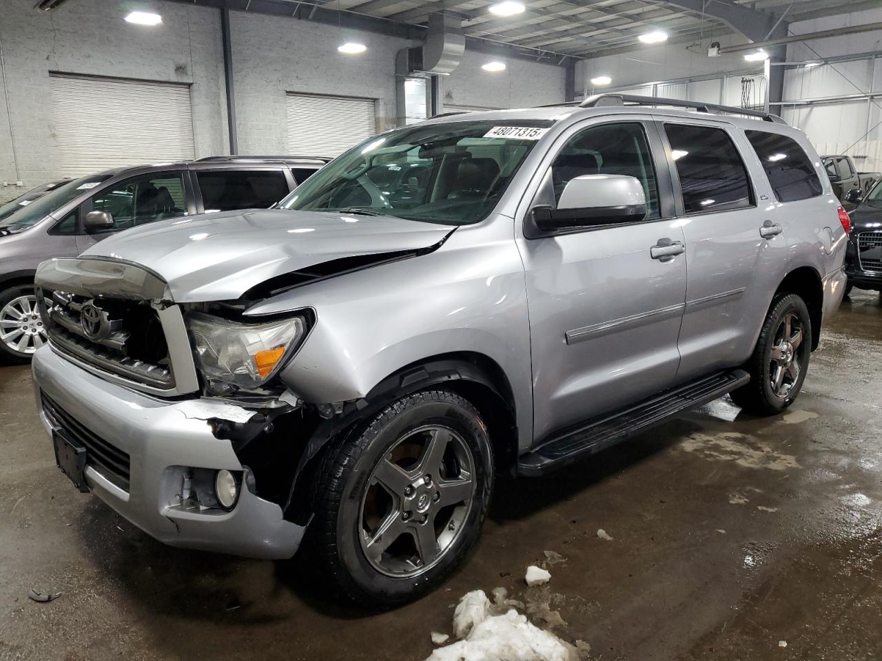 TOYOTA SEQUOIA SR 2011