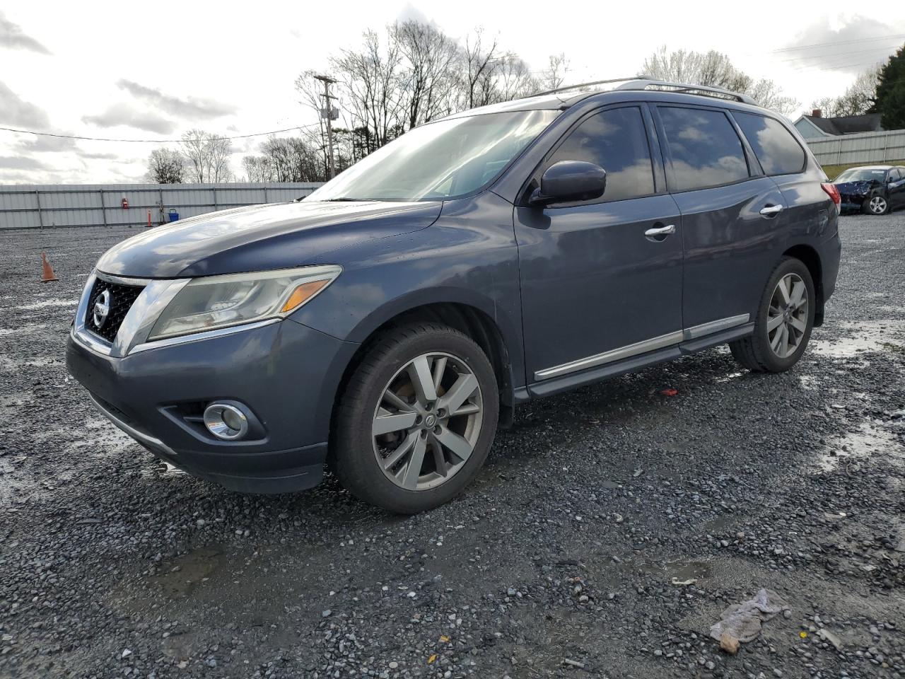 NISSAN PATHFINDER 2013