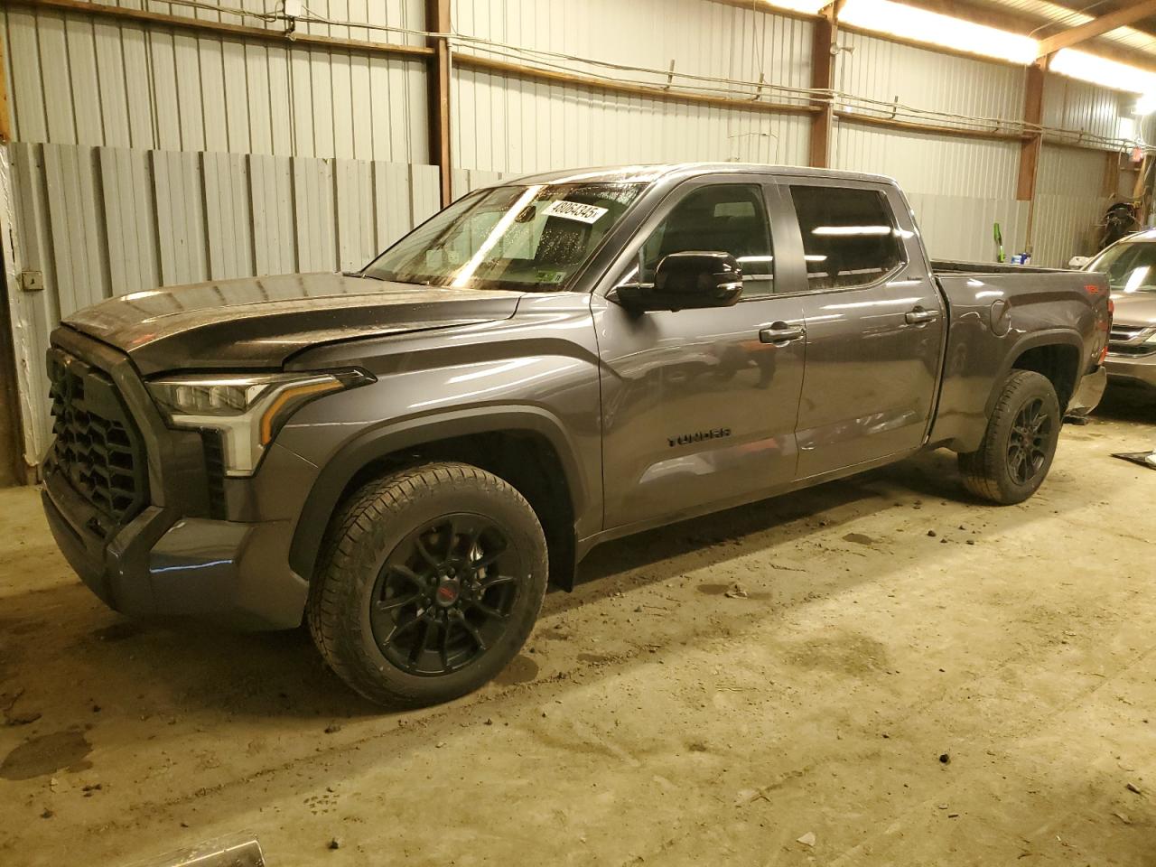 TOYOTA TUNDRA CRE 2025