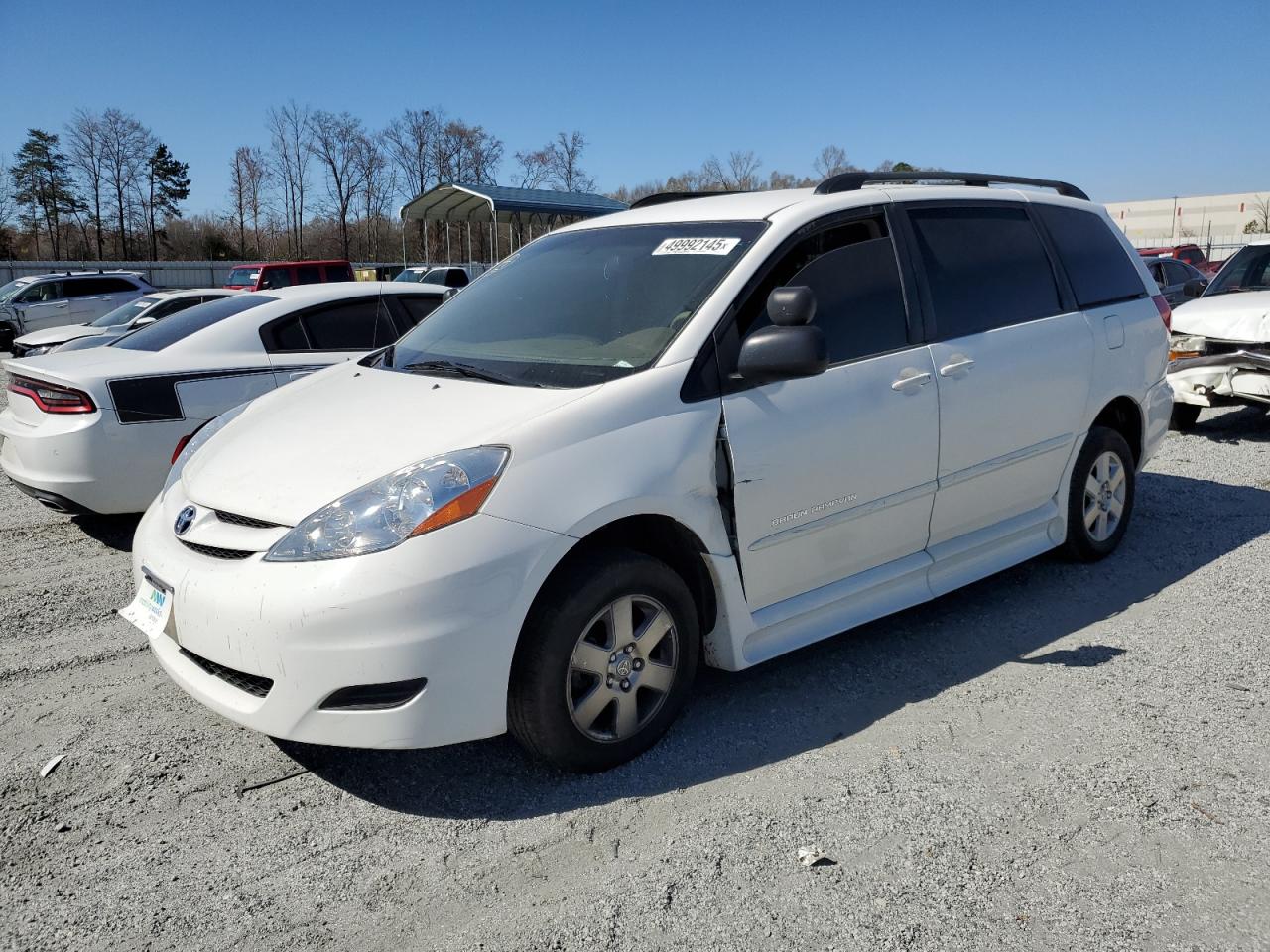 TOYOTA SIENNA CE 2007