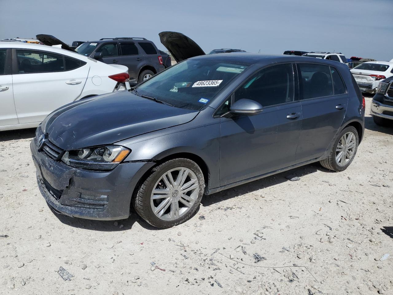 VOLKSWAGEN GOLF 2015