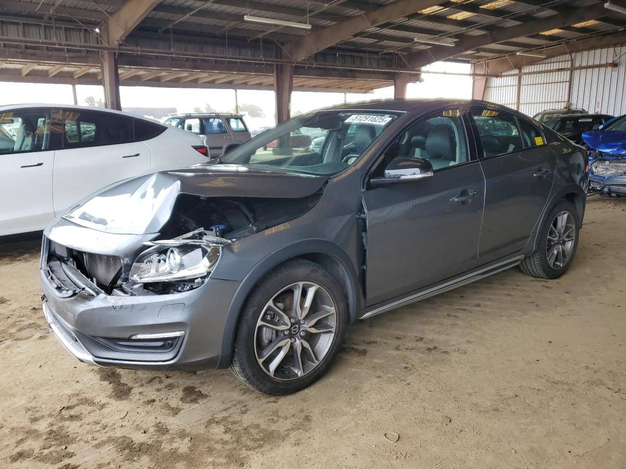 VOLVO S60 CROSS 2016