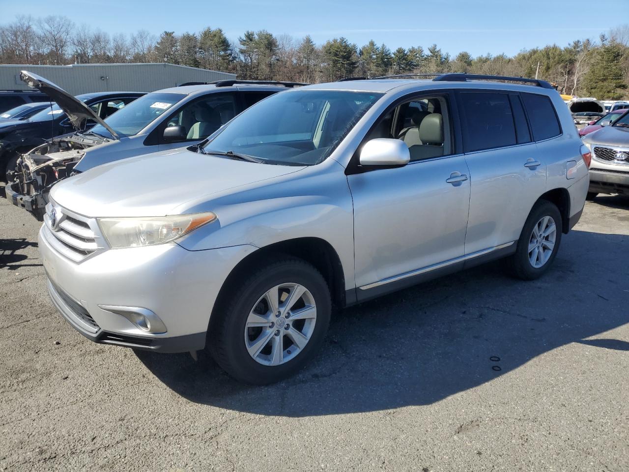 TOYOTA HIGHLANDER 2011