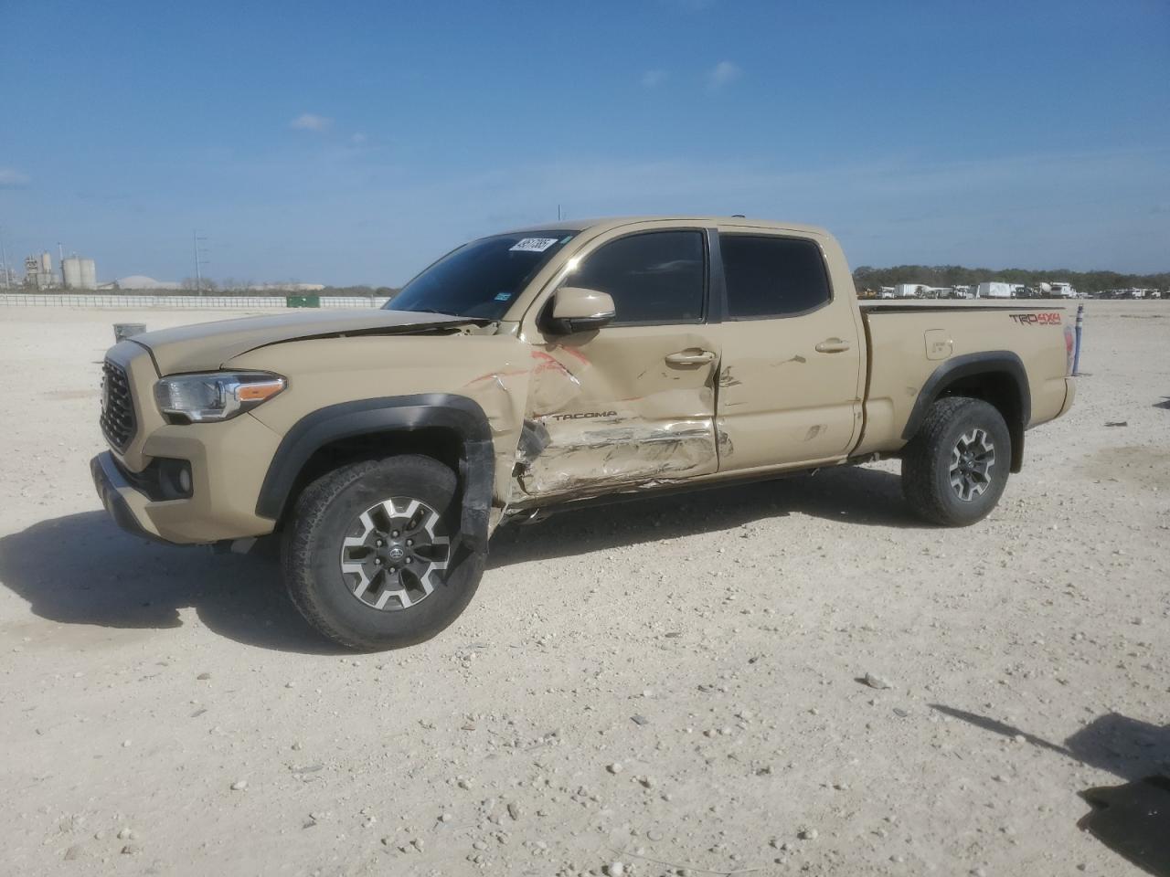 TOYOTA TACOMA DOU 2020