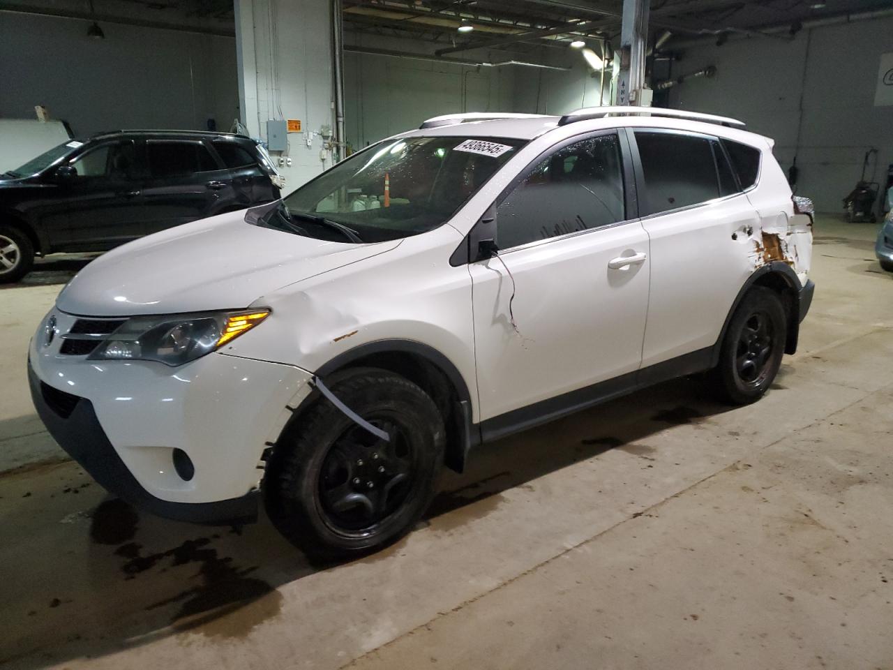 TOYOTA RAV4 LE 2015