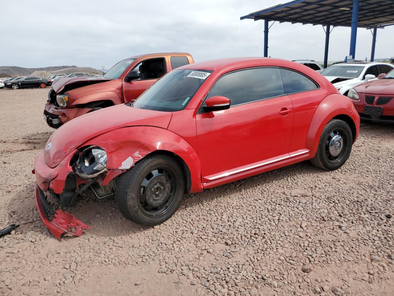 VOLKSWAGEN BEETLE 2013