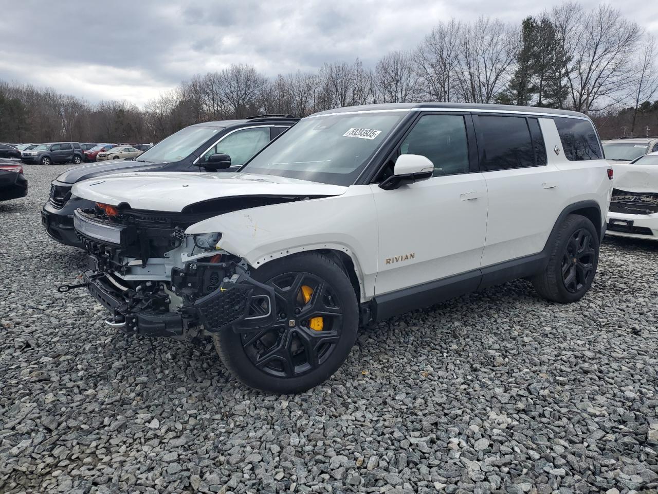 RIVIAN R1S 2023