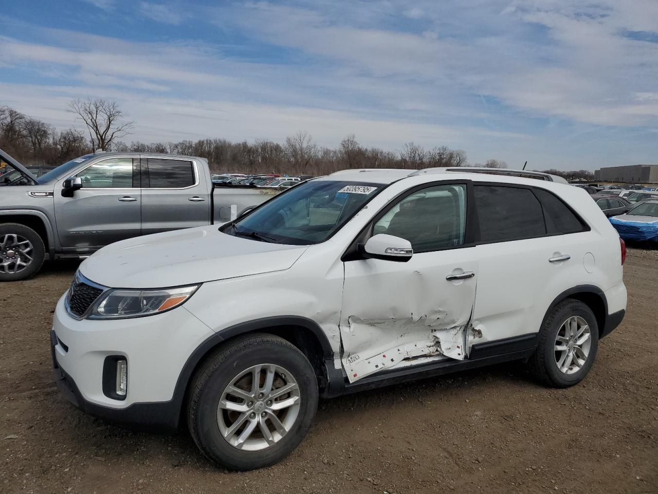 KIA SORENTO LX 2015