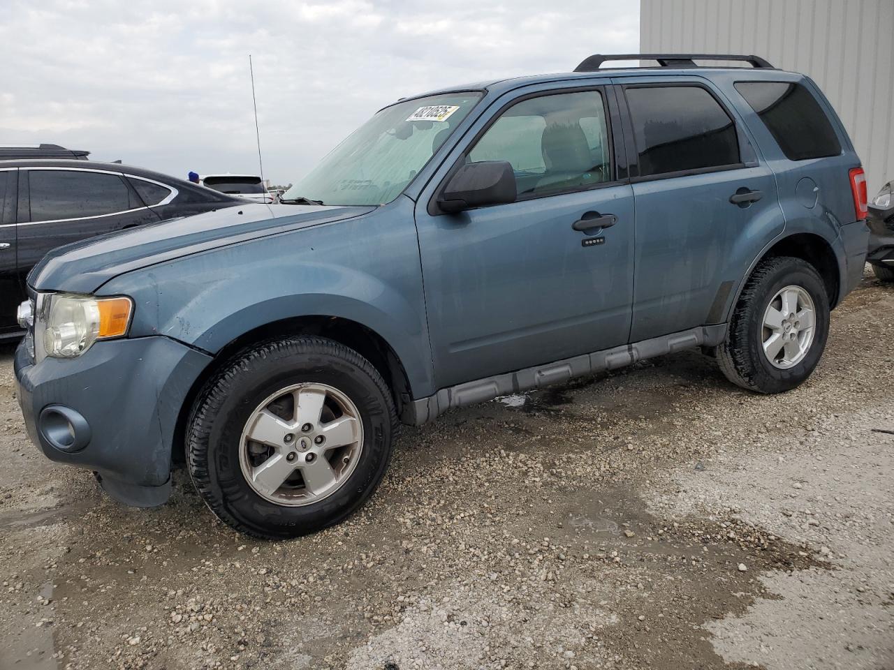 FORD ESCAPE XLT 2011