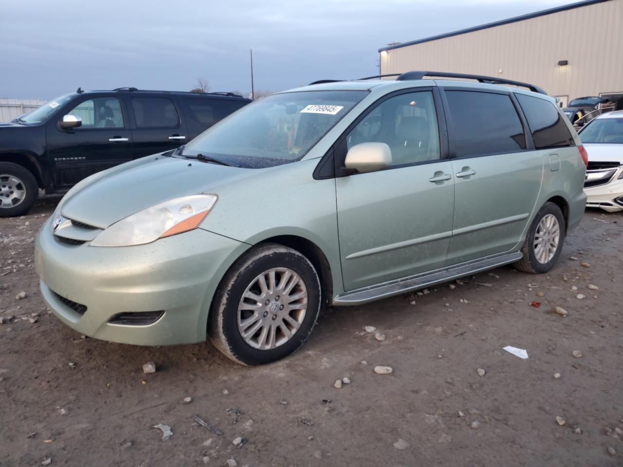 TOYOTA SIENNA XLE 2008