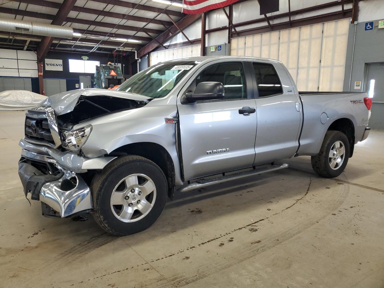 TOYOTA TUNDRA DOU 2010
