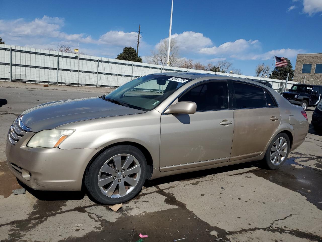 TOYOTA AVALON XL 2005