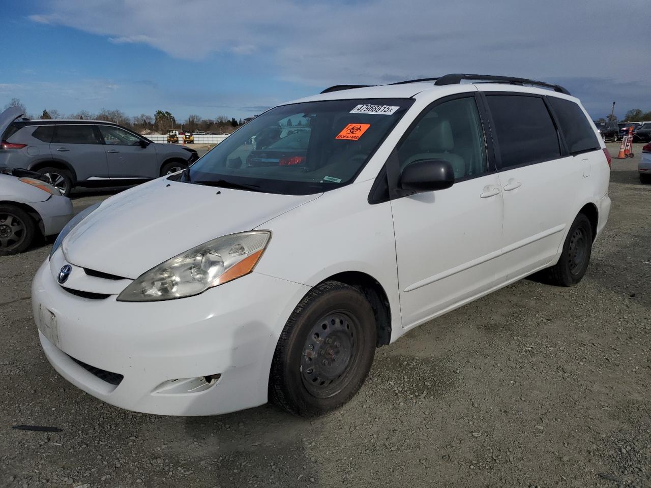 TOYOTA SIENNA CE 2009