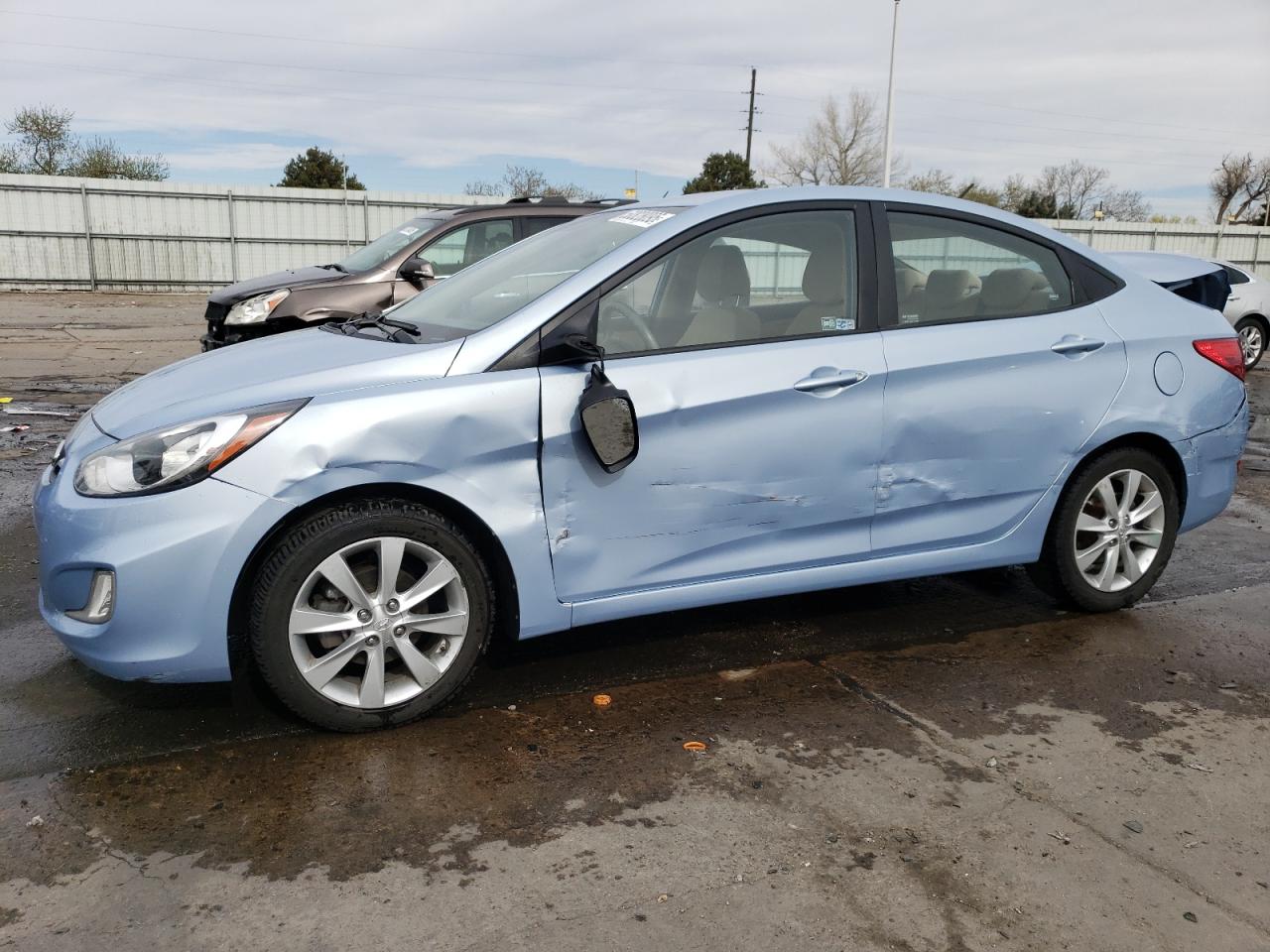 HYUNDAI ACCENT GLS 2012